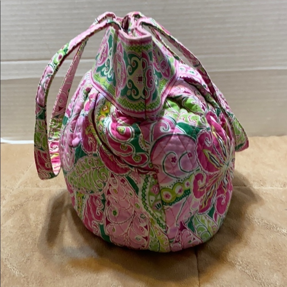 Vera Bradley Little Betsy Pinwheel Pattern HandBag - Picture 5 of 11
